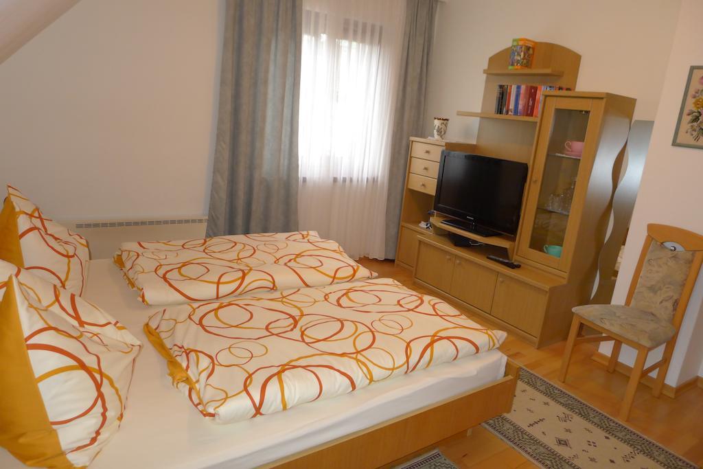 Ferienwohnung Kusternik Velden am Wörthersee Oda fotoğraf